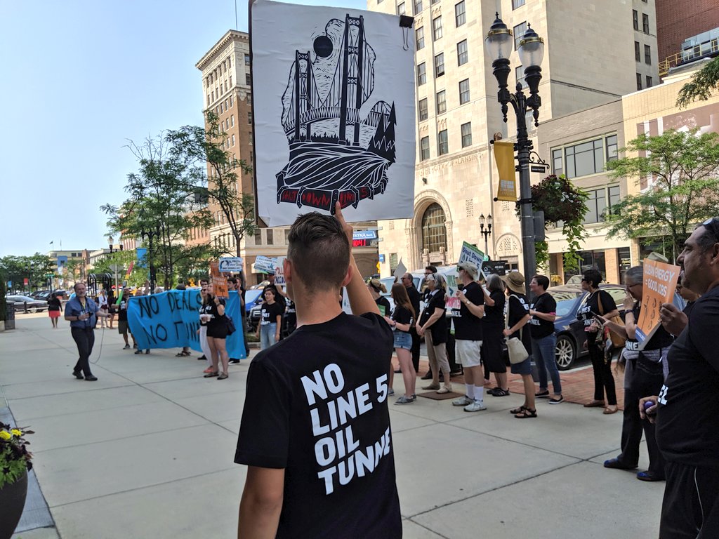 Protest: No Line 5 Oil Tunnel